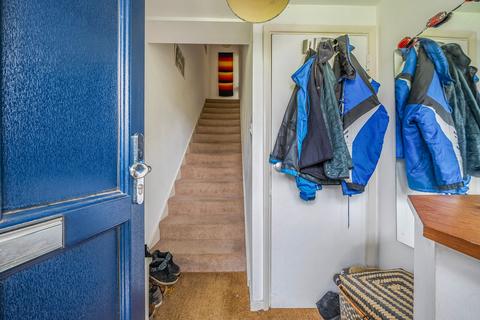 65 Perryfield Way, Richmond, TW10 7SL
