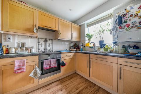 65 Perryfield Way, Richmond, TW10 7SL