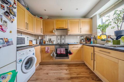 65 Perryfield Way, Richmond, TW10 7SL