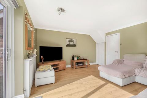 3 bedroom link detached house for sale, Hawthorn Way, Sawtry, Cambridgeshire.