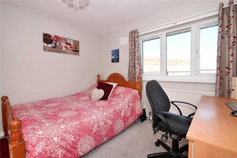 2 bedroom end of terrace house for sale, Coniston Grove, Shipley BD17