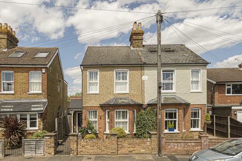 undefined, Linden Way, Shepperton TW17