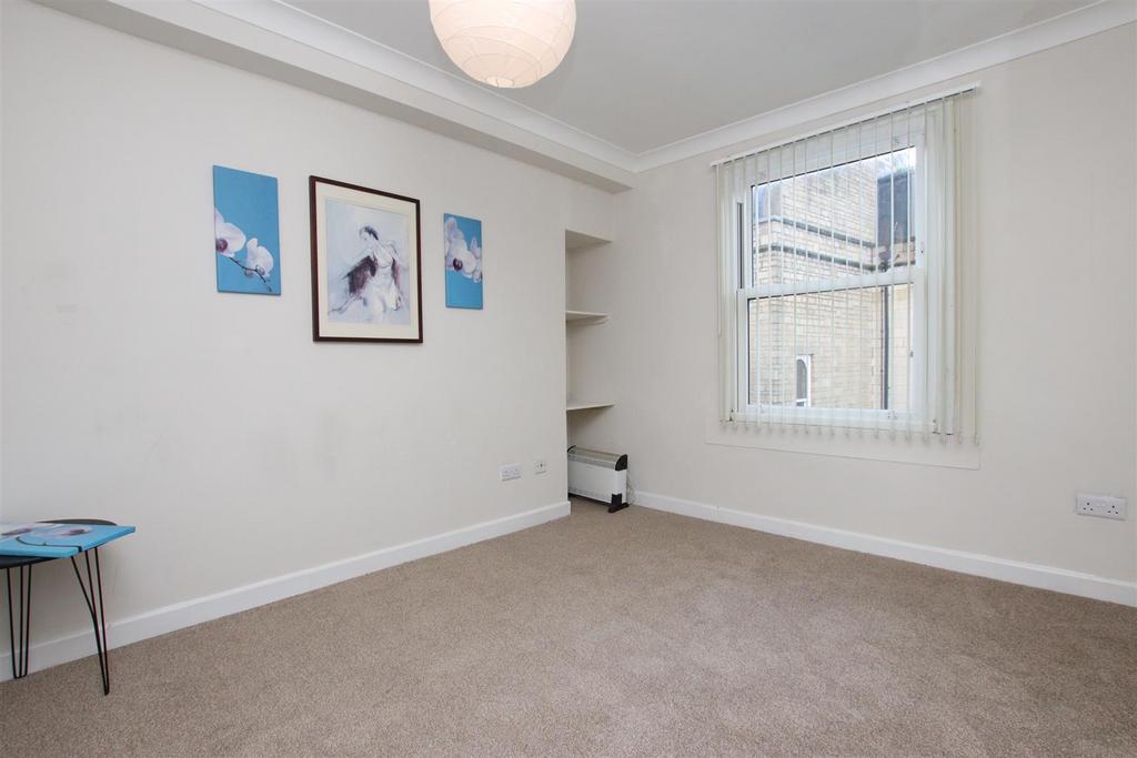Bedroom.JPG