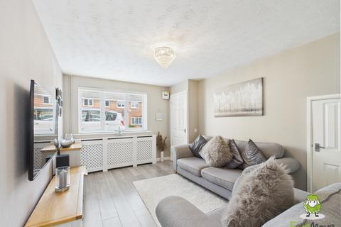 8 Chantry Mews, Basingstoke, RG22 4UE