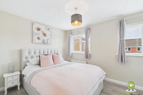 8 Chantry Mews, Basingstoke, RG22 4UE