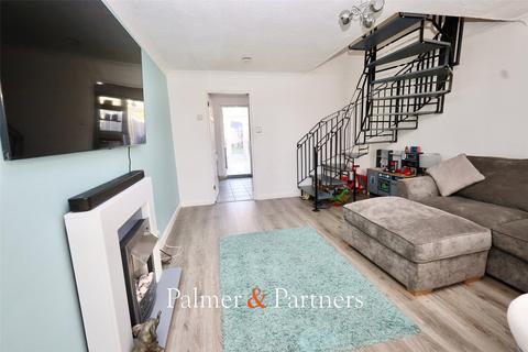 96 Constable Avenue, Clacton-on-sea, CO16 8XF