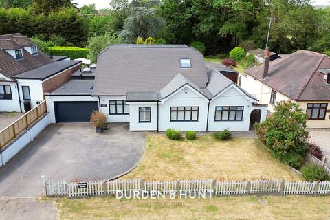 4 bedroom detached bungalow for sale, Stapleford Road, Stapleford Abbotts