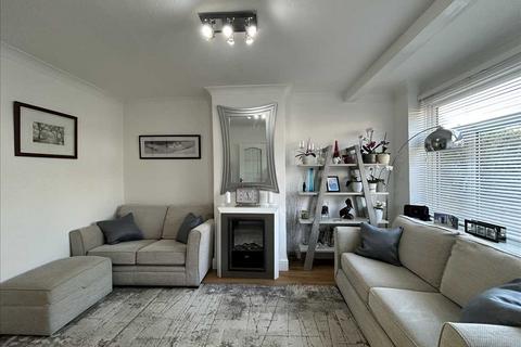 3 bedroom semi-detached house for sale, Harrow Road, Feltham, Bedfont