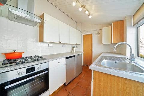 27 Gloucester Road, Croydon, CR0 2DH