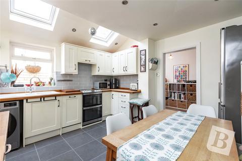 4 bedroom semi-detached house for sale, Drummond Road, Romford, RM7
