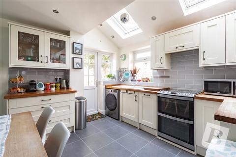 27 Drummond Road, Romford, RM7 7EJ