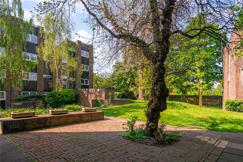1 bedroom apartment for sale, Wellesley Road, Strawberry Hill, Twickenham, TW2