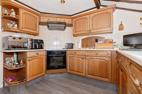2 bedroom park home for sale, Willowbrook Park, Lancing