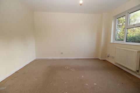 1 bedroom terraced house to rent, Swift Close, Letchworth Garden City, SG6
