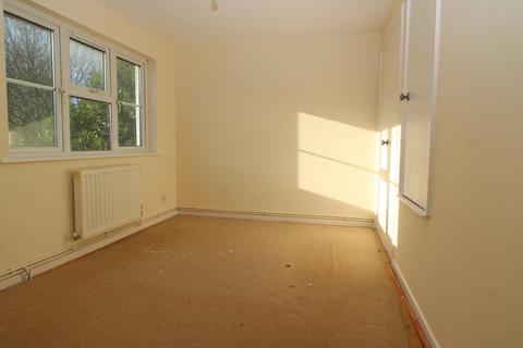 1 bedroom terraced house to rent, Swift Close, Letchworth Garden City, SG6