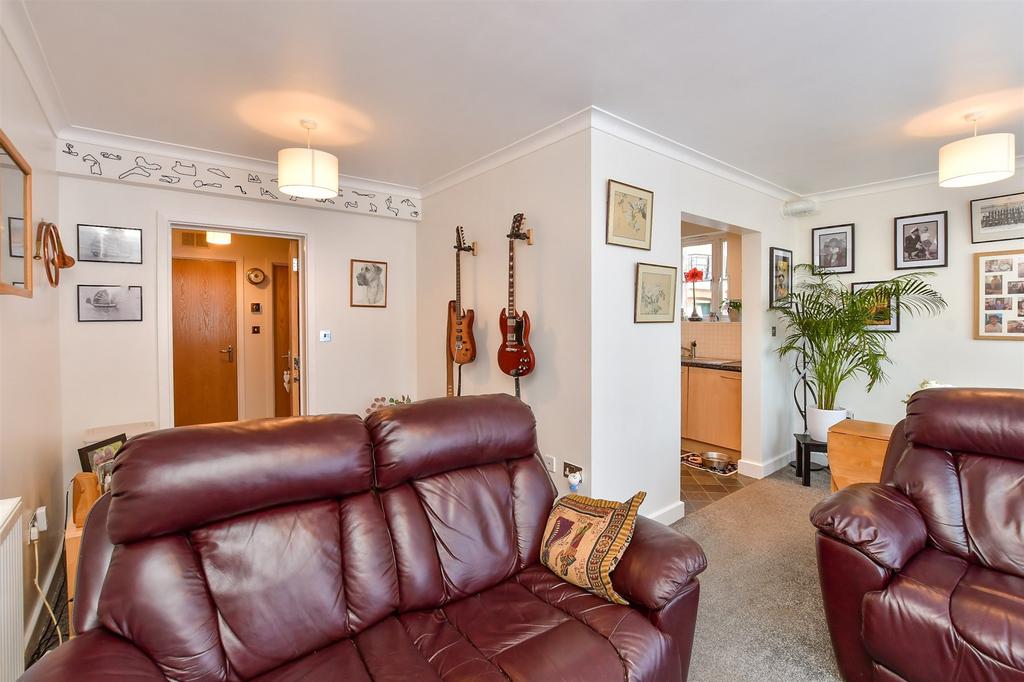 Lounge/ Dining Room