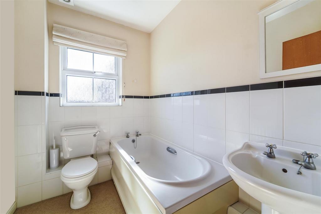 HORTON CRESCENT  SILK CROFT (4).jpg
