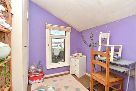 41 Albany Road, Gillingham, ME7 4HP