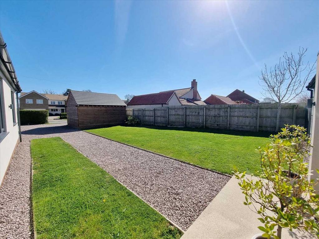 Front Garden: