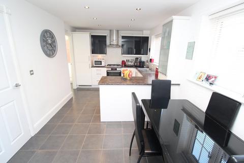 15 Thomas Drive, Countesthorpe, Leicester, LE8 5AB