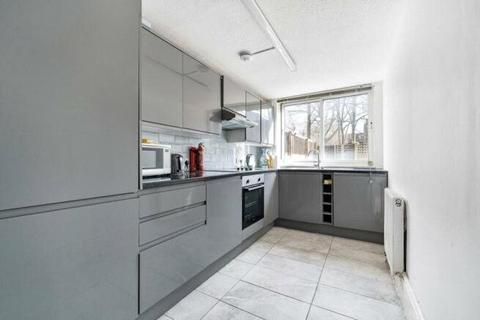 3 bedroom maisonette for sale, Dartmouth Close, City Of Westminster, London, W11