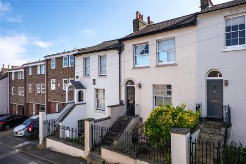 4 Constitution Hill, Gravesend, DA12 1JT