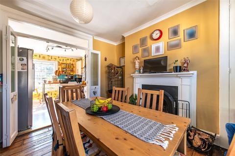 4 Constitution Hill, Gravesend, DA12 1JT