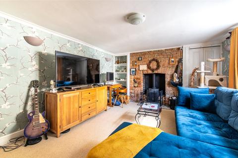 4 Constitution Hill, Gravesend, DA12 1JT