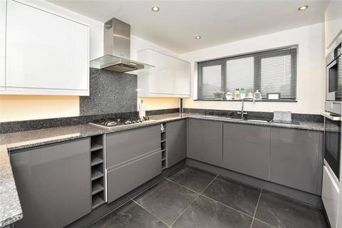 2b Buckingham Road, Poole, BH12 2HR