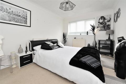 2b Buckingham Road, Poole, BH12 2HR