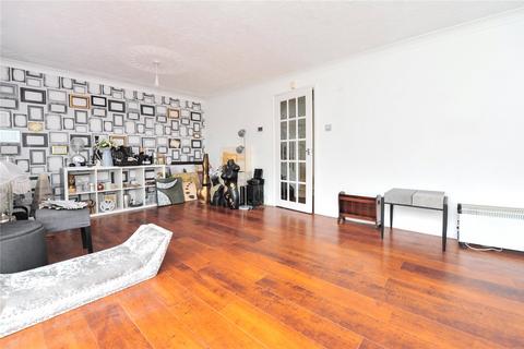 2b Buckingham Road, Poole, BH12 2HR
