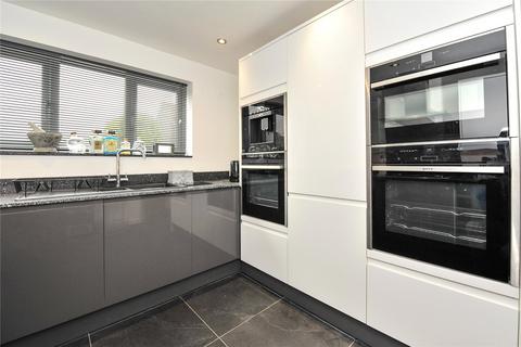 2b Buckingham Road, Poole, BH12 2HR