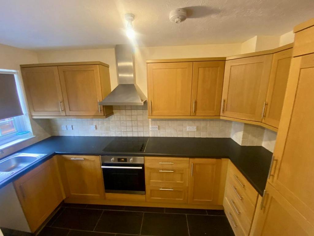 Kitchen 1