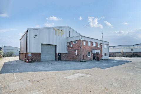 Industrial unit to rent, London E6