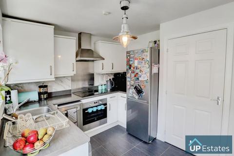39 Arena Avenue, Coventry, CV6 4BJ