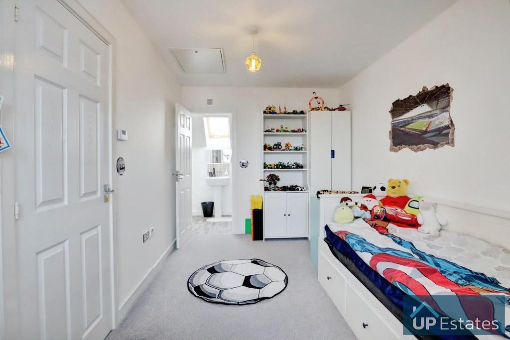 En-Suite Bedroom
