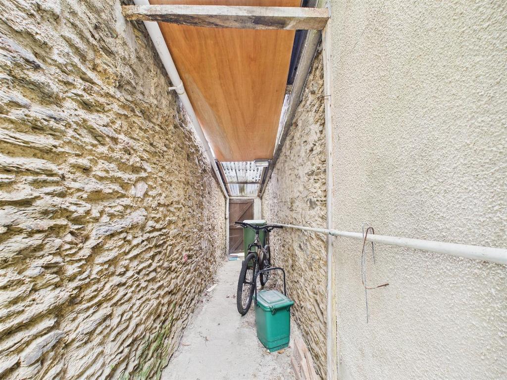 Side access