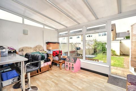 33 Nursery Road, Salisbury, SP2 7HX