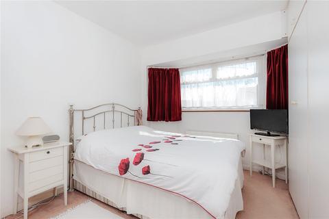 167 Fulwell Park Avenue, Twickenham, TW2 5HD