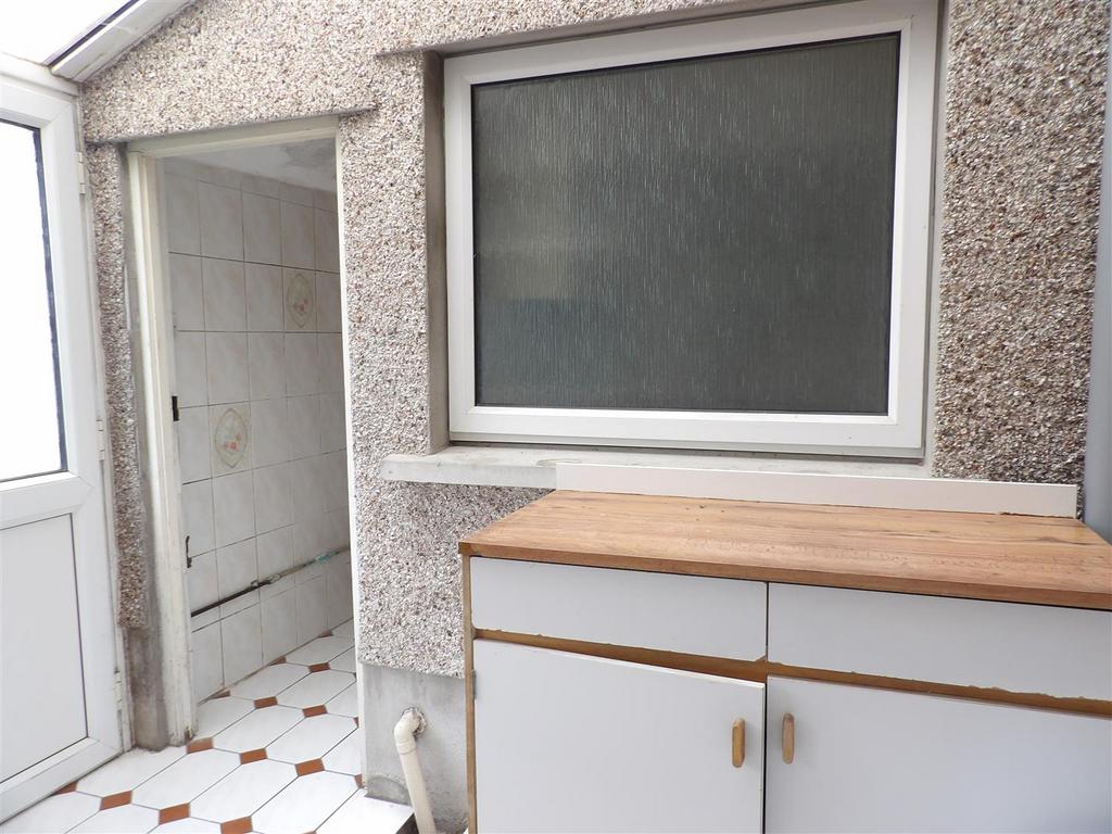 Lean-To