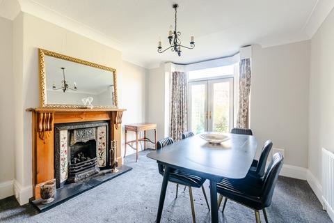 203 Wetherby Road, Leeds, LS17 8ND