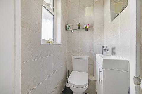 Flat 39, Brooklyn Anerley Road, London, SE20 8AZ