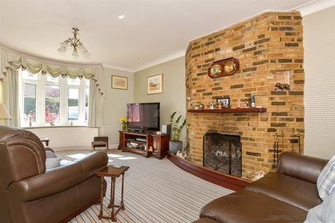 4 bedroom detached house for sale, Oak Avenue, Minster-On-Sea, Sheerness, Kent
