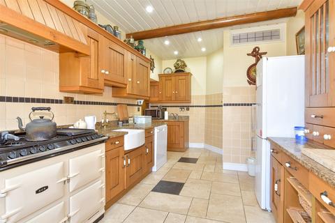 4 bedroom detached house for sale, Oak Avenue, Minster-On-Sea, Sheerness, Kent