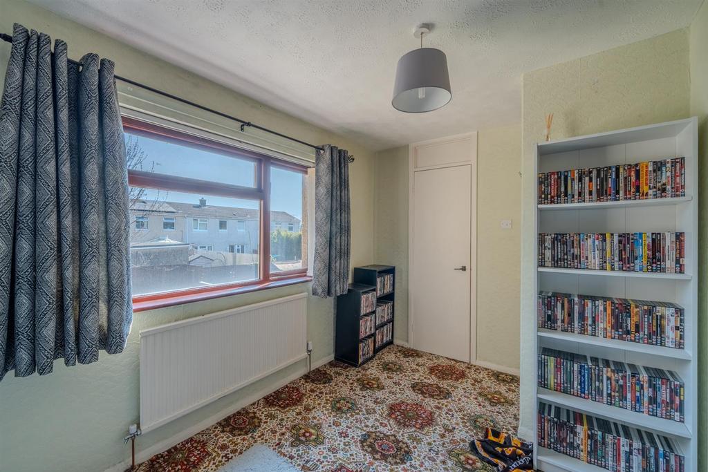 20 Radnor Way-5.jpg