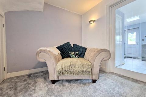 52b Carlyle Road, Bromsgrove, B60 2PJ