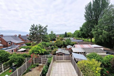 52b Carlyle Road, Bromsgrove, B60 2PJ