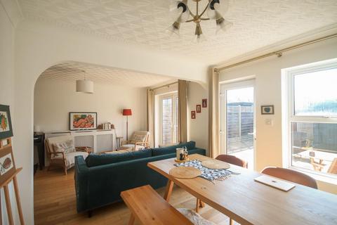 2 bedroom terraced house for sale, Lichfield Road, Cambridge
