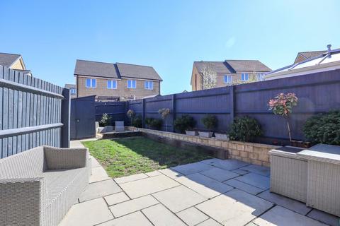 3 bedroom end of terrace house for sale, Travers Close, Calne SN11