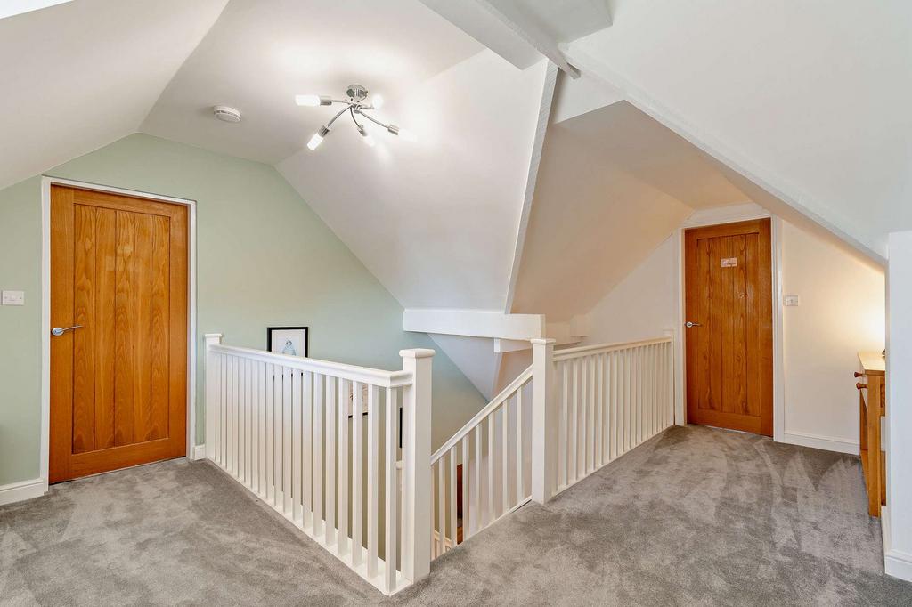 Hallway rising to the landing
